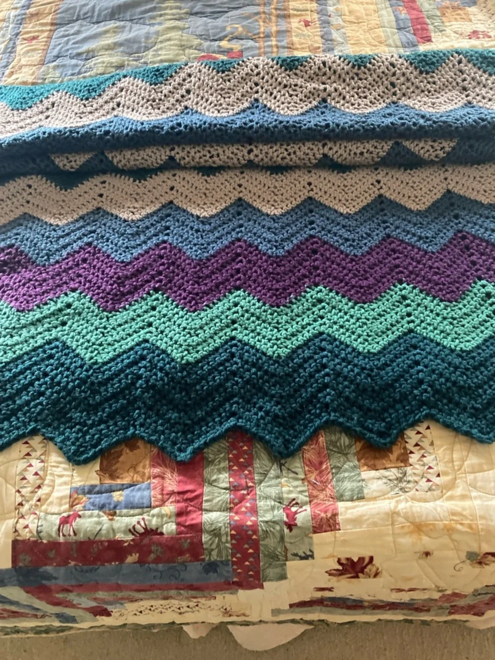 Handmade afghan chevron ripple design multi color cozy